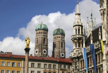 Mnichov - Oktoberfest a návštěva automobilky BMW - Německo