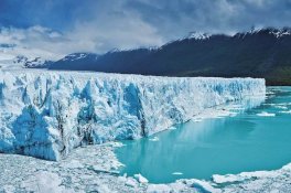 Modrá zmrzlina v Patagonii - Peru