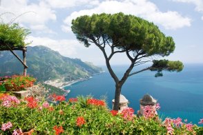 NEAPOLSKÝ ZÁLIV - POBŘEŽÍ AMALFI - OSTROVY CAPRI A PROCIDA - Itálie