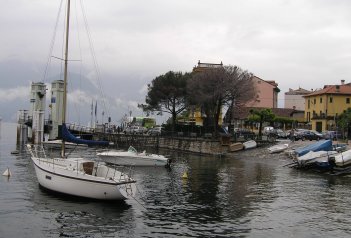 Nejkrásnější italská jezera a zahrady