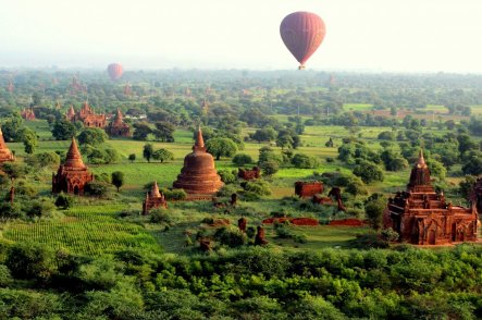 Nejkrásnější památky světa - Angkor Wat, Bagan, Luang Prabang - Kambodža