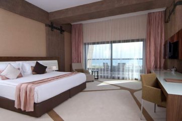 Noah´s Ark Deluxe Hotel & Spa - Kypr - Bafra