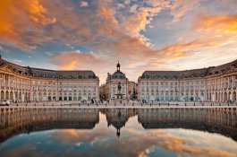 OD LA ROCHELLE AŽ K BORDEAUX, ZA VÍNEM A POZNÁNÍM - Francie