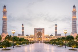 Omán - kráska Arábie od pobřeží k poušti a horám