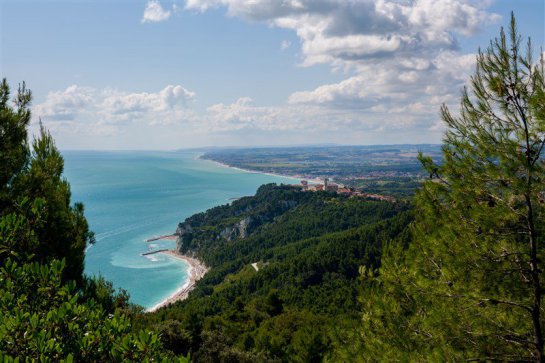 Palmová Riviéra a kraj Marche a Abruzzo - Itálie