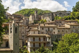 PALMOVÁ RIVIÉRA, KRAJ MARCHE A ABRUZZO