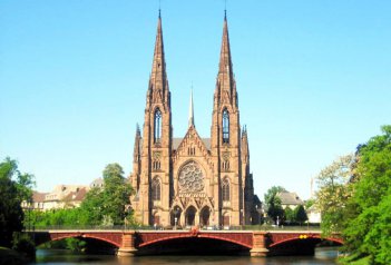 Paříž a slavné katedrály ve Štrasburku a Remeši - Francie