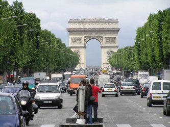 Paříž, perla na Seině letecky, Versailles a výlet do Remeše rychlovlakem TGV