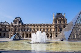 Paříž v barvách podzimu a zámky Chambord, Cheverny, Versailles - Francie - Paříž