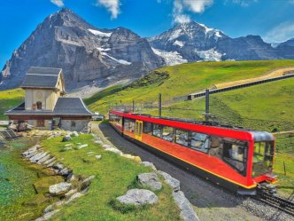 Perly Švýcarska: vlakem do hor a čokoládovna