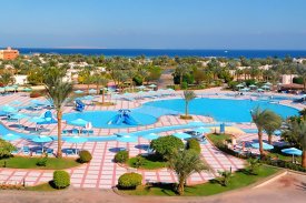 Recenze Hotel Pharaoh Azur Resort