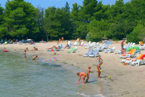 Pine Beach - Chorvatsko - Severní Dalmácie - Pakoštane