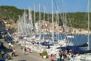 Pobytově poznávací zájezd - ostrov Vis - Chorvatsko - Střední Dalmácie - Split