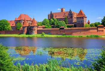 POLSKO VELKÝ OKRUH - Polsko