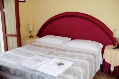 Porto Azzuro - Itálie - Sicílie - Giardini Naxos