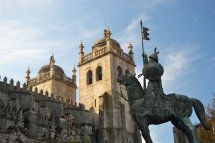 Porto - nejkrásnější město Portugalska - plavba lodí údolím Douro - Portugalsko