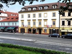 Hotel U kříže