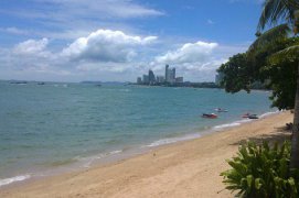 Saigon, Angkor, Pattaya - Vietnam