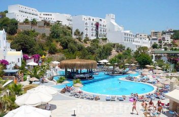 SALMAKIS RESORT & SPA