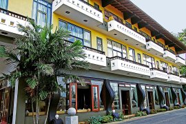 Sanmira Rennaisance Hotel