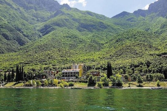 Sole Malcesine - Itálie - Lago di Garda