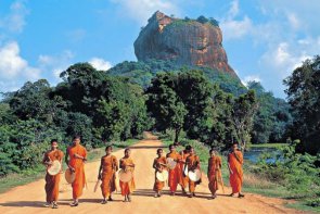 SRÍ LANKA - CESTA DO ZEMĚ TAMILŮ A SINHÁLCŮ - Srí Lanka - Kalutara