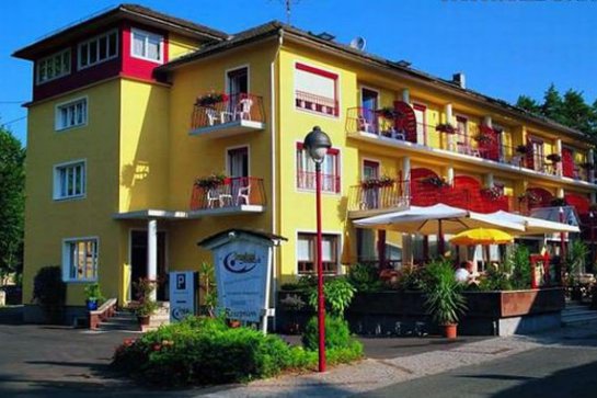Strandhotel Seeblick - Rakousko - Korutany - Sankt Kanzian am Klopeiner See