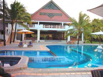 Sunny Paradise Resort