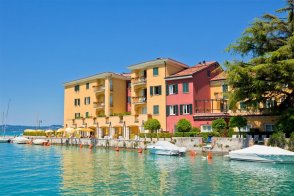 Superlativy italských jezer - Lago di Como, Lago di Garda, Lago di Iseo - Itálie