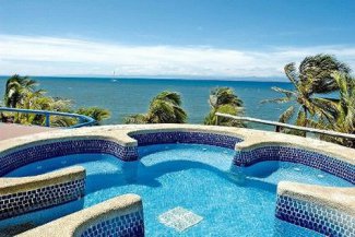 SURF PARADISE - Isla Margarita - Playa El Agua (El Yaque)
