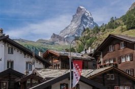 Švýcarsko - Leukerbad - termální lázně a hory - Švýcarsko