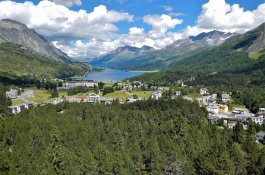 ŠVÝCARSKÝ ENGADIN - LANOVKY V CENĚ - Švýcarsko