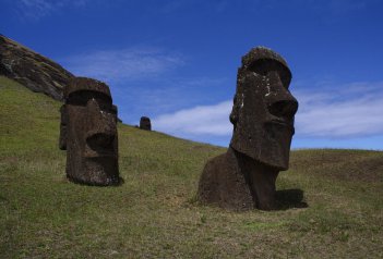 Tajemný Rapa Nui - ostrov stovek tváří - Chile
