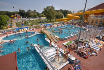 Termály Zalakaros a prázdniny u Balatonu - Maďarsko