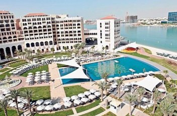 THE RITZ CARLTON