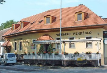 VÁRKAPU - Maďarsko - Sárvár