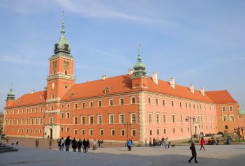 Varšava komfortně vlakem a letní Chopinův festival - Polsko