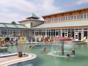 VELIKONOCE V TERMÁLECH