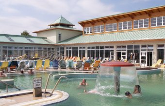 VELIKONOCE V TERMÁLECH