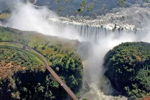Victoriiny vodopády - Zimbabwe - Zimbabwe