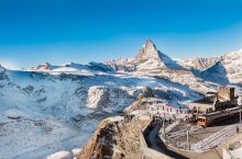 WALLIS, ALPY PRO KAŽDÉHO - MATTERHORN, KRAJ VĚČNÉHO LEDU - Švýcarsko
