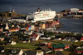 ZA POLÁRNÍ ZÁŘÍ, SOPKAMI A GEJZÍRY NA ISLAND - Island