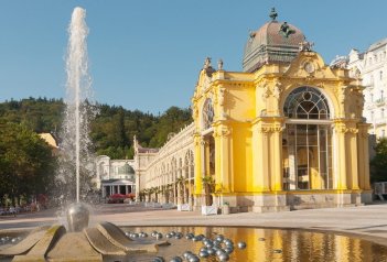 ZÁPADNÍ ČECHY - PODZIMNÍ ROMANTIKA - Česká republika