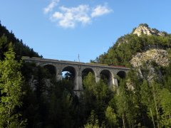 Semmering - dráha UNESCO, vlak Salamander, termály a čokoládový ráj