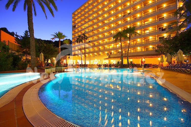 Hotel Valentin Reina Paguera Španělsko Mallorca | New Travel.cz